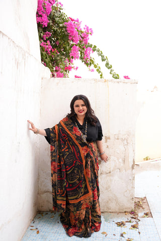 Meet Faiza Saleem: The Improv Queen 🎤