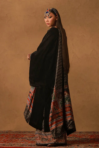 Khumar Velvet Cape