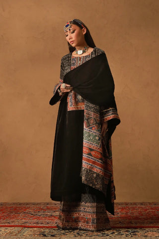 Khumar Velvet Cape