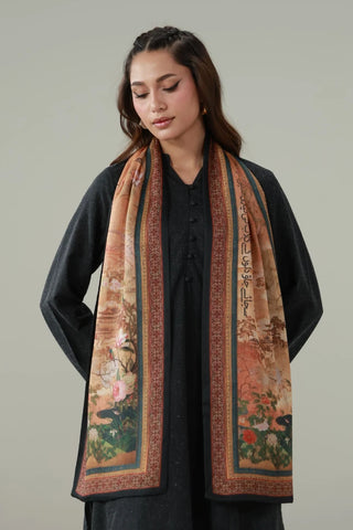 Phulwari Stole is made from crinkle silk in yellow color and features urdu calligraphy throughout