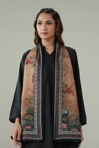 Zard Stole is made from crinkle silk in yellow color and features urdu calligraphy throughout