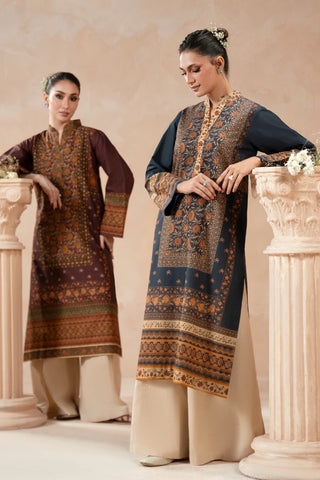 Manto's ready to wear plum lawn Zuri kurta with Urdu calligraphy of poetry by Nida Fazli