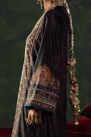 Kehkashan Velvet Set