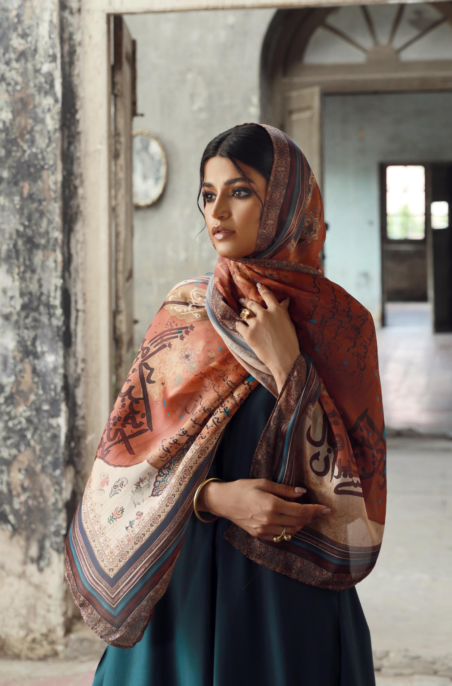 Dasht Scarf Rust – Manto