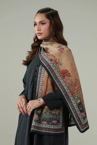 Zard Stole is made from crinkle silk in yellow color and features urdu calligraphy throughout