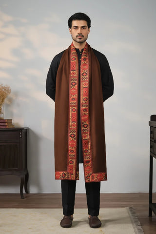 Safarnama Shawl is a orange shawl, features the words of Kaif Moradaabadi