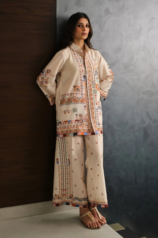 Printed 2-piece lawn Maya co-ord set with the trendy culottes & elegant Urdu calligraphy. 