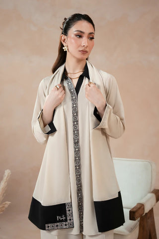 Manto Women's Beige Embroidered Scarf