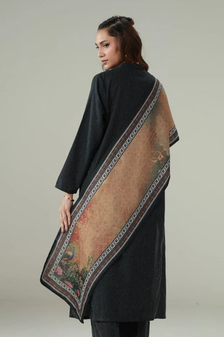 Zard Stole is made from crinkle silk in yellow color and features urdu calligraphy throughout