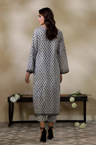 2 Piece printed co-ord set in Black & white color.