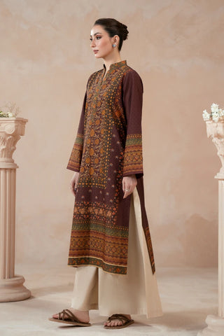 Manto's ready to wear plum lawn Zuri kurta with Urdu calligraphy of poetry by Nida Fazli
