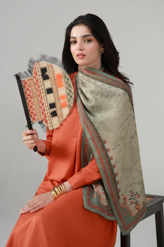 premium Crinkle Silk and is calligraphed with the words of Khwaja Haidar Ali Aatish throughout.&nbsp;