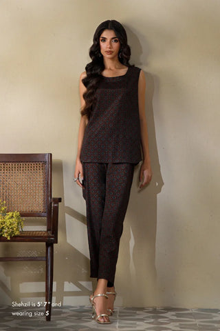 Manto Women's Sleeveless 2 Piece Maroon Solid Inner Co-ord Set