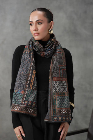 Ranjish Velvet Stole