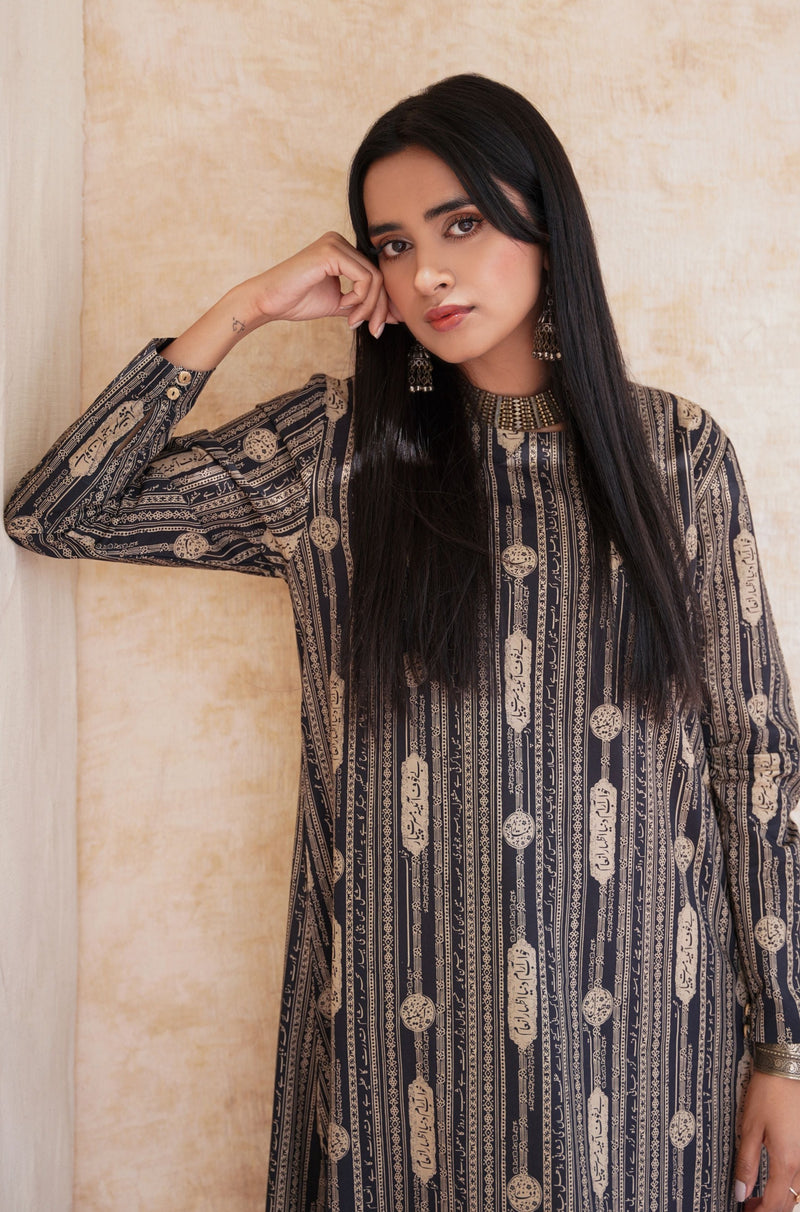Azmat Kurta - Black