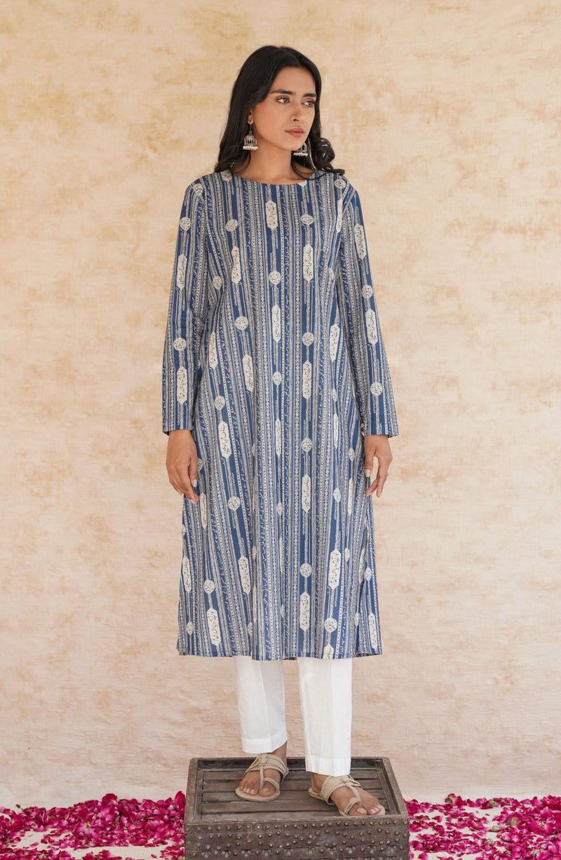 Shopmanto, wear manto, manto clothing brand, manto pakistan, manto kurta, azmat kurta, azmat kurta blue, ladies straight kurta, ladies kurta, eastern