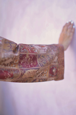 Shopmanto, wear manto, manto clothing brand, manto pakistan, ladies clothing brand, urdu calligraphy clothing, Manto antique maroon Women jacquard jugnu Kurta with Urdu Calligraphy, Manto Winter Collection, manto jacquard collection