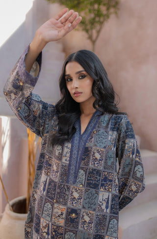 Shopmanto, wear manto, manto clothing brand, manto pakistan, ladies clothing brand, urdu calligraphy clothing, Manto Imperial blue Women jacquard jugnu Kurta with Urdu Calligraphy, Manto Winter Collection, manto jacquard collection
