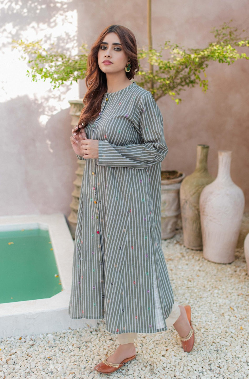 Alfaaz A-Line Kurta - Green Manto Alfaaz A-Line Kurta - Green Manto