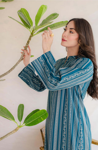 Shopmanto, wear manto, manto clothing brand, manto pakistan, ladies clothing brand, urdu calligraphy clothing, Manto jacquard women manzil weaved long kurta in teal colour, winter collection