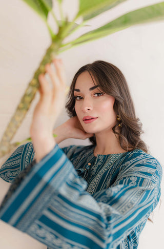 Shopmanto, wear manto, manto clothing brand, manto pakistan, ladies clothing brand, urdu calligraphy clothing, Manto jacquard women manzil weaved kurta in teal colour, winter collection