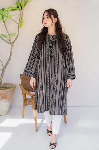 Shopmanto, wear manto, manto clothing brand, manto pakistan, ladies clothing brand, urdu calligraphy clothing, Manto jacquard women manzil weaved kurta in black colour, winter collection