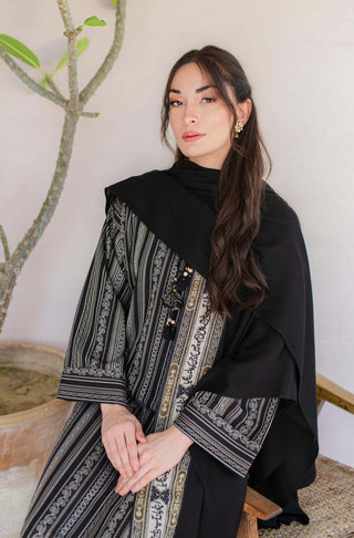 Shopmanto, wear manto, manto clothing brand, manto pakistan, ladies clothing brand, urdu calligraphy clothing, Manto jacquard women manzil weaved kurta in black colour, winter collection