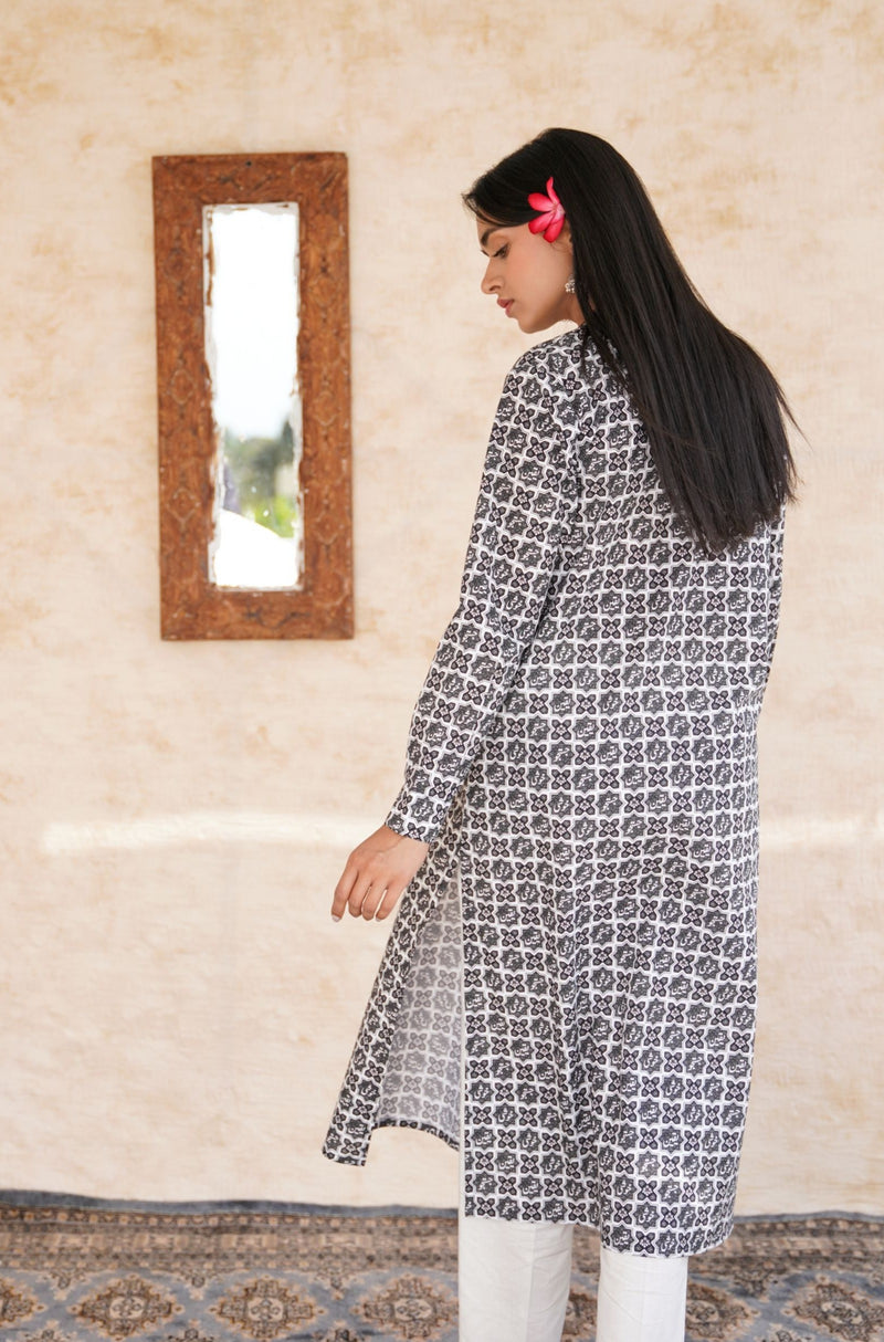 Yaqeen Kurta - Monochrome