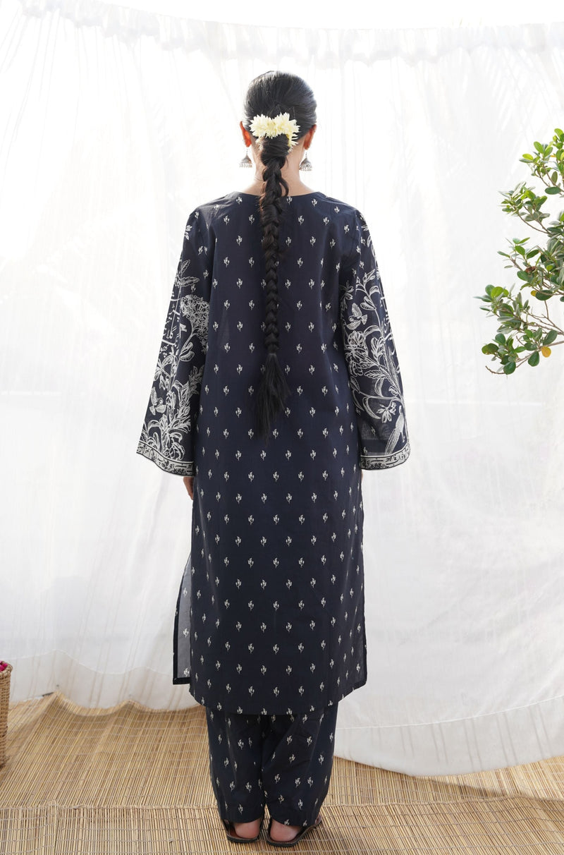 Shopmanto, wear manto, manto clothing brand, manto pakistan, ladies clothing brand, urdu calligraphy clothing, manto urdu calligraphy black vasl 2 piece printed set