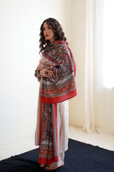 Talaash Odhni - Beige & Red