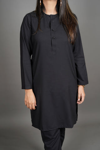 Shopmanto, wear manto, manto clothing brand, manto pakistan, ladies clothing brand, urdu calligraphy clothing, wearmanto women's collection, wash n wear lucknow style, 2 piece solid jet black colour kurta and pajama, 2 piece collarless kurta and pajama