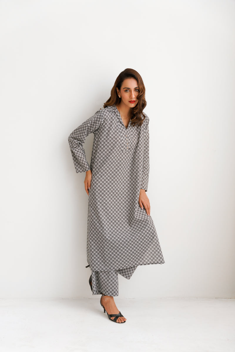 Black & White- Manto Blocks Co-Ord Set
