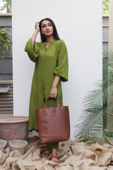 Parrot green Lilen, 2 piece set from our Manto Aura Collection. It is a long, front-open kameez/ kurta with long balloon sleeves and trousers/ pajama pant